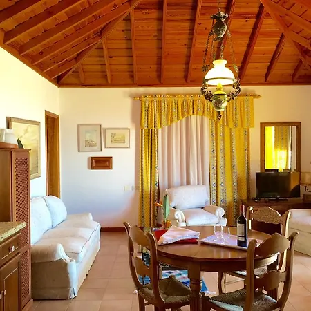 Villamar Paradise Garden Apartment *