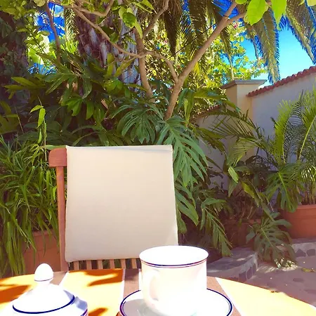 Villamar Paradise Garden Apartment