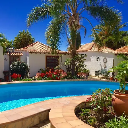 Villamar Paradise Garden *